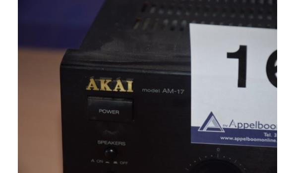 Amplifier AKAI, type AM-17, werking niet gekend